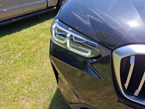 Used 2023 BMW X3 xDrive30i w/ Convenience Package w/ZPA AWD/4WD image 9