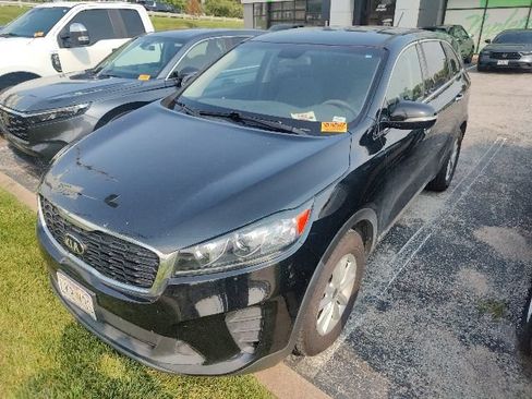 Used 2020 Kia Sorento AWD V6 image 6