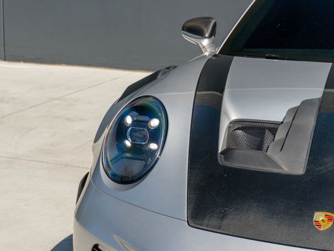 Used 2024 Porsche 911 GT3 RS RWD image 29