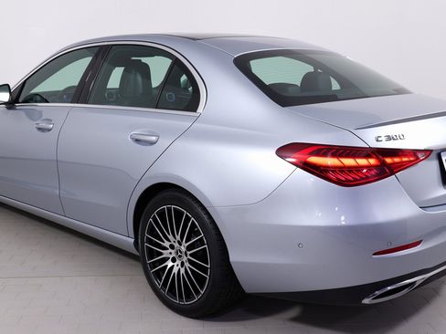 Used 2023 Mercedes-Benz C 300 4MATIC Sedan image 31