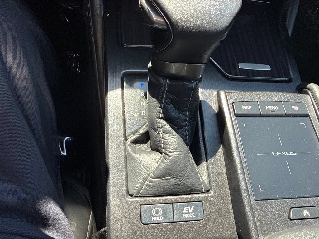 Used 2021 Lexus ES 300h w/ Accessory Package FWD image 30
