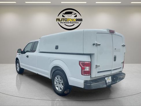 Used 2018 Ford F150 XLT w/ Equipment Group 301A Mid RWD image 5