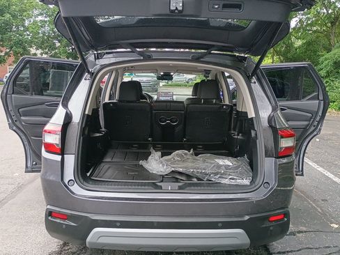 Used 2025 Honda Pilot EX-L image 14