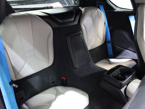 Used 2015 BMW i8 image 19