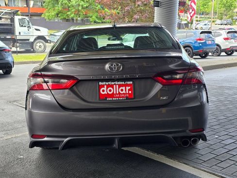 Used 2024 Toyota Camry SE w/ Cold Weather Package FWD image 6