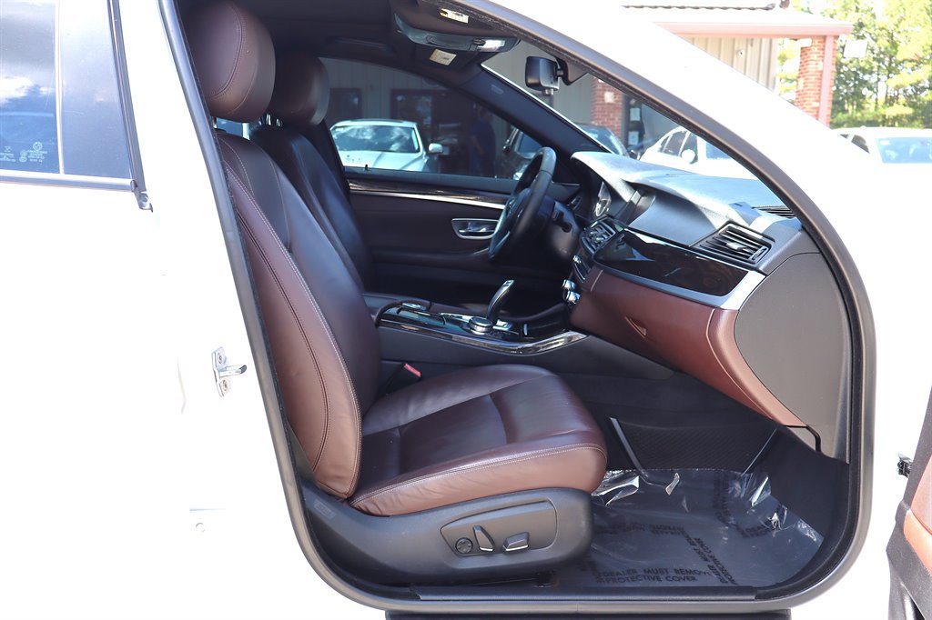 Used 2015 BMW 528i xDrive Sedan AWD/4WD image 17