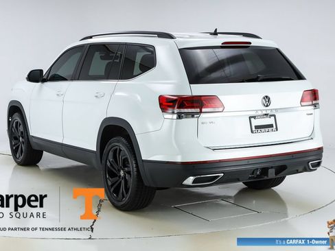 Used 2023 Volkswagen Atlas SE w/ Black Wheel Package AWD/4WD image 7