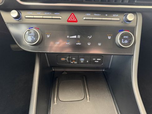Used 2026 Hyundai Sonata SEL FWD image 19