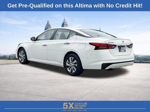 Used 2024 Nissan Altima 2.5 S FWD image 19