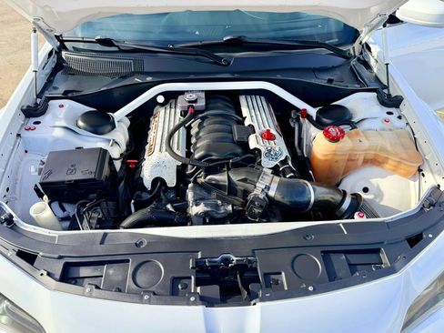Used 2013 Chrysler 300 S RWD image 74