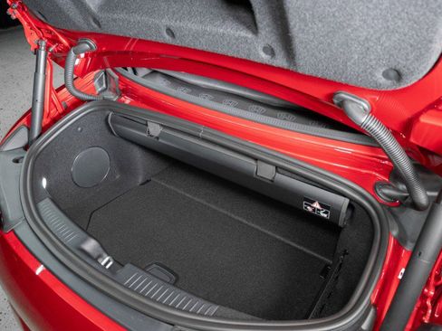 New 2026 Mercedes-Benz Maybach SL 680 image 10