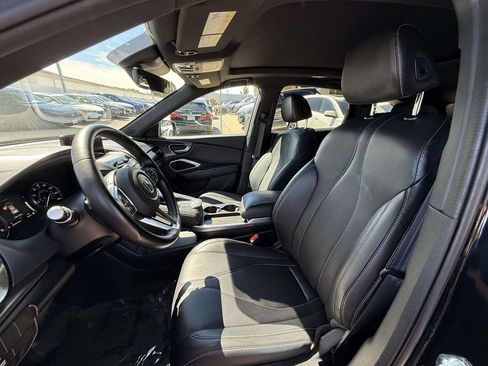 Used 2025 Acura RDX SH-AWD image 12