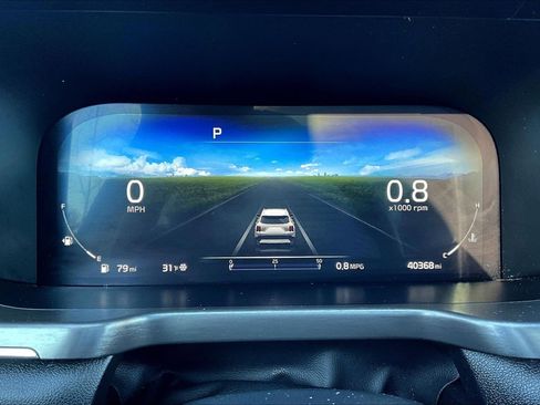 Used 2023 Kia Sorento SX image 8