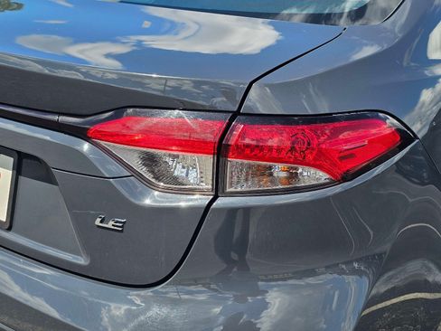 Used 2023 Toyota Corolla LE FWD image 9