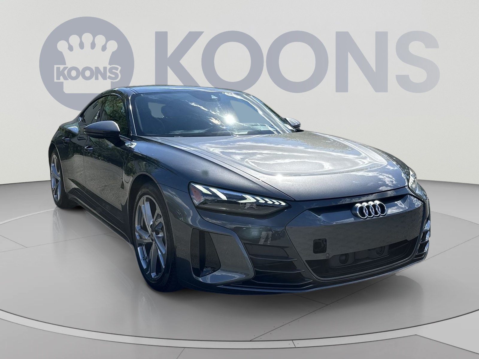 Used 2024 Audi e-tron GT Premium Plus AWD/4WD image 2