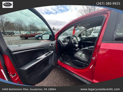 Used 2014 Dodge Journey SXT w/ Flexible Seating Group image 15