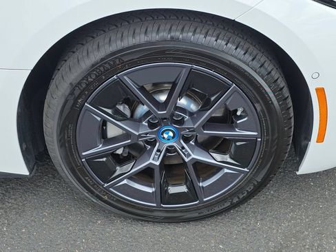 Used 2023 BMW i4 eDrive40 w/ Premium Package RWD image 10