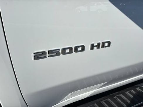 Used 2025 Chevrolet Silverado 2500 LT w/ Convenience Package RWD image 37