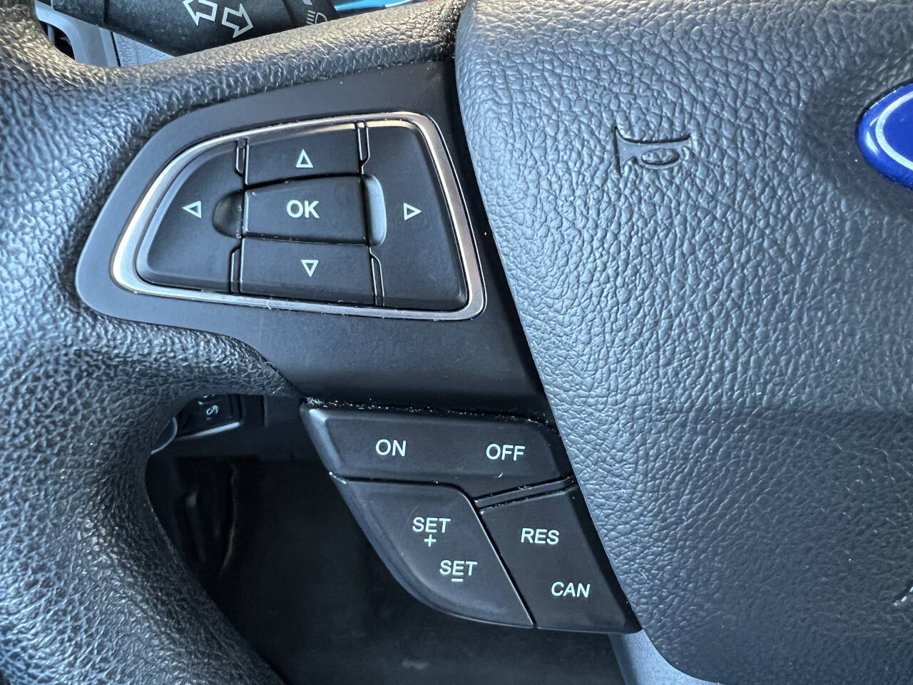 Used 2017 Ford Focus SE FWD image 15