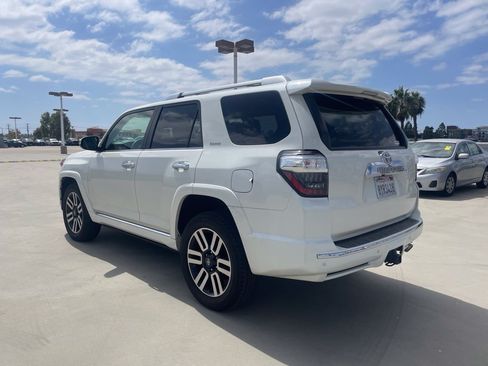 Used 2022 Toyota 4Runner Limited AWD/4WD image 4