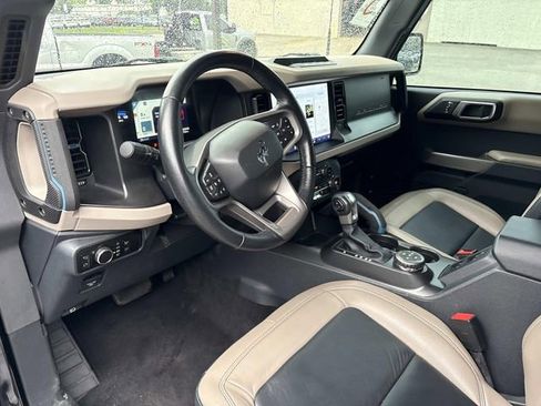 Used 2023 Ford Bronco Wildtrak AWD/4WD image 12
