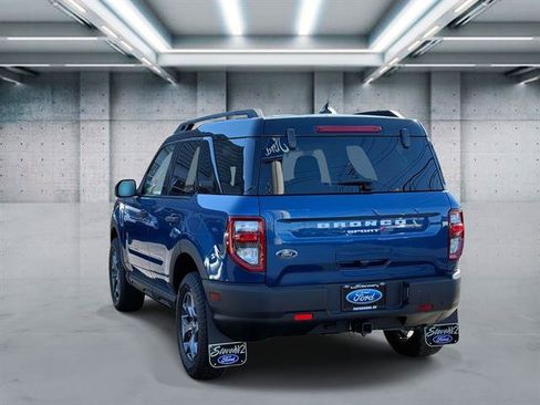 Used 2023 Ford Bronco Sport Badlands image 4