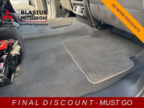 Used 2024 GMC Sierra 1500 Elevation image 40