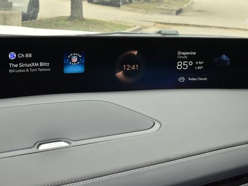 New 2027 Lincoln Navigator Reserve w/ Jet Appearance Package AWD/4WD image 29