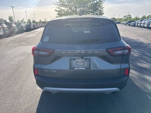 Used 2025 Ford Escape Active w/ Cold Weather Package FWD image 5