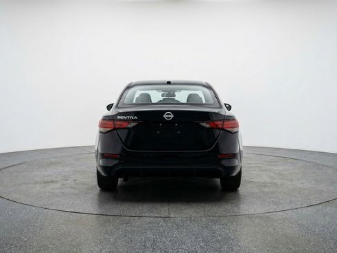 Used 2025 Nissan Sentra SV image 7