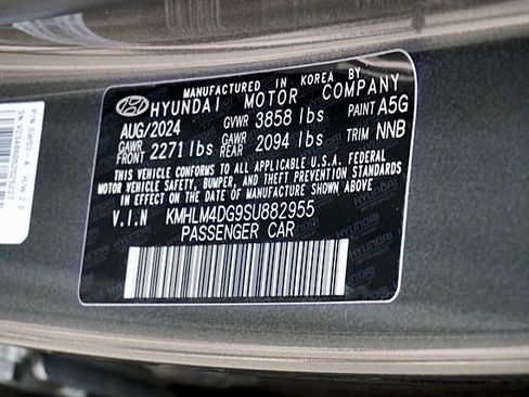 Used 2025 Hyundai Elantra Sport w/ Cargo Package FWD image 31