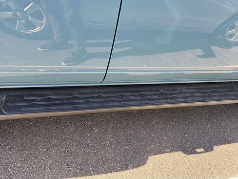 Used 2022 Ford Bronco Outer Banks image 5