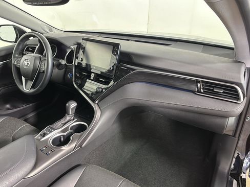 Used 2024 Toyota Camry XLE w/ Navigation Package FWD image 22