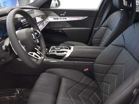 New 2026 BMW 760i xDrive image 22