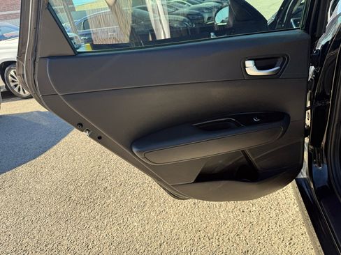 Used 2016 Kia Optima EX image 18