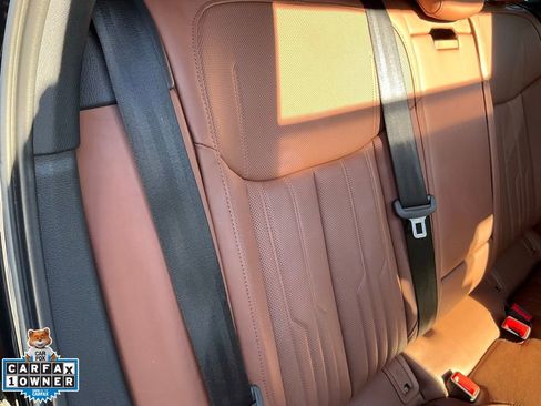 Used 2019 Audi e-tron Prestige w/ Prestige Package image 57