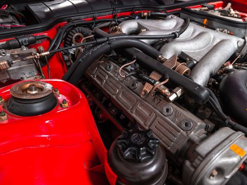 Used 1986 Porsche 944 Turbo image 31