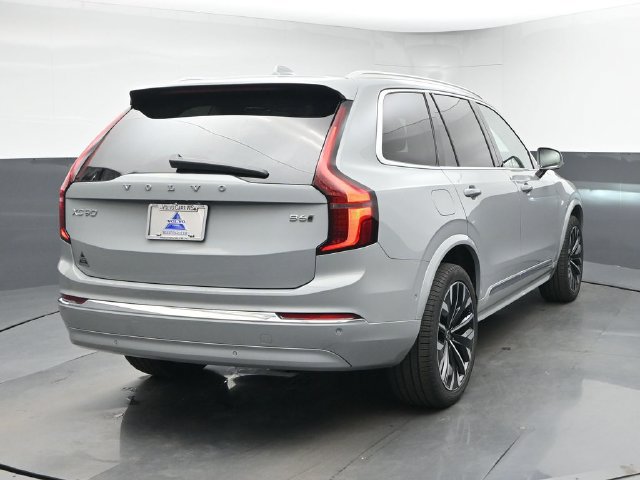 Used 2026 Volvo XC90 B6 Ultra AWD/4WD image 8