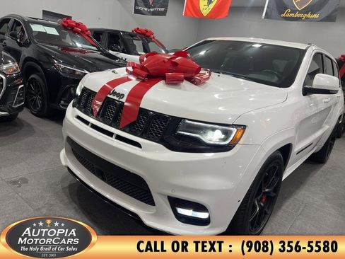 Used 2021 Jeep Grand Cherokee SRT image 36