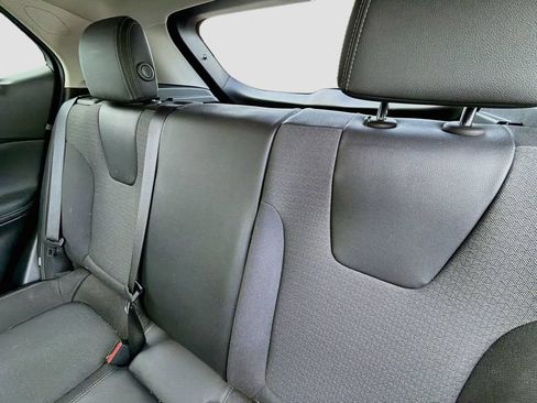 Used 2021 Buick Encore GX Preferred AWD/4WD image 12