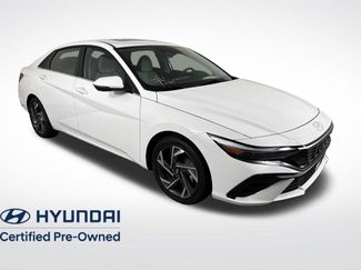 Used 2025 Hyundai Elantra Limited FWD 360° Tour