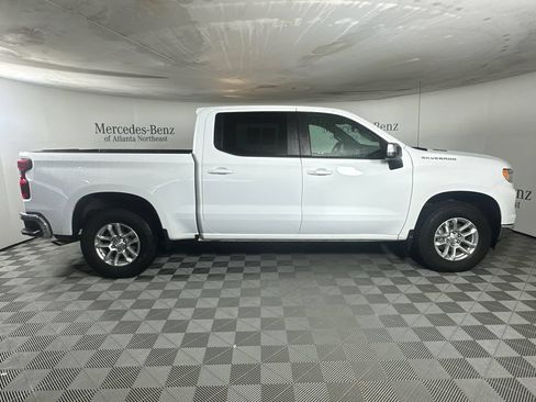 Used 2023 Chevrolet Silverado 1500 LT w/ Protection Package RWD image 8