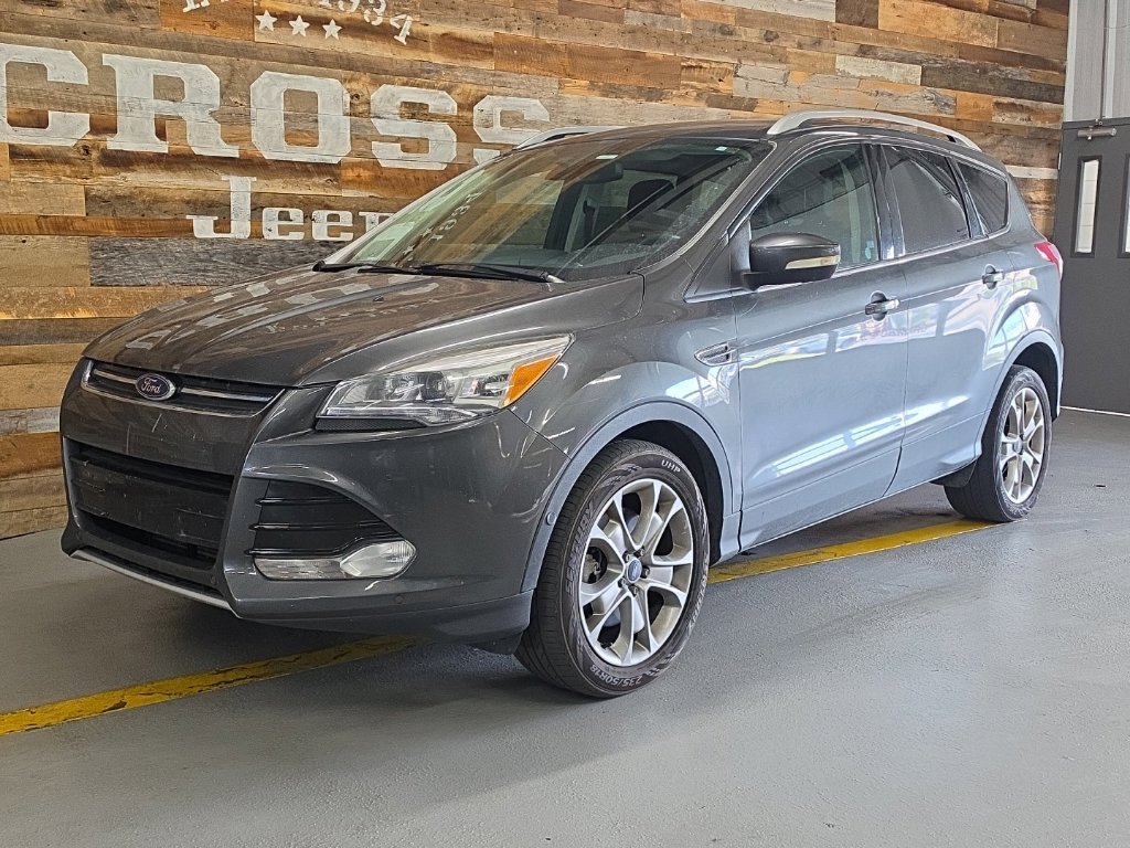 Used 2015 Ford Escape Titanium w/ Equipment Group 301A AWD/4WD image 3