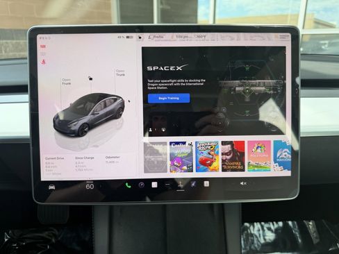Used 2023 Tesla Model 3 Standard Range RWD image 27