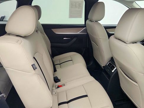 Used 2025 MAZDA CX-90 Plug-In Hybrid w/ Preferred image 21