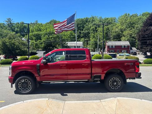 New 2026 Ford F250 Platinum w/ FX4 Off-Road Package AWD/4WD image 6