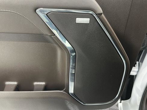 Used 2024 GMC Sierra 1500 SLT w/ SLT Premium Package image 24