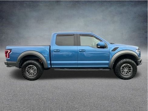 Used 2020 Ford F150 Raptor w/ Equipment Group 802A Luxury image 3