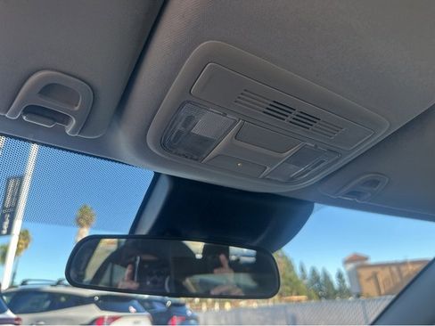 Used 2019 Honda Insight EX image 24