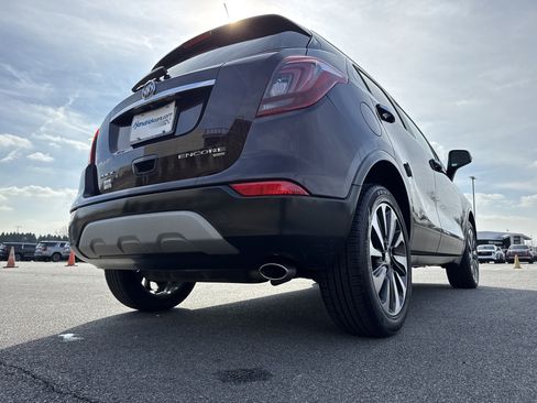Used 2018 Buick Encore Essence image 10